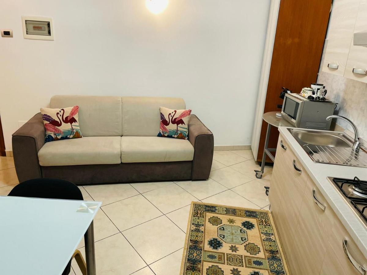 Apartamento Casa Dei Fiori 3 Somma Lombardo Exterior foto