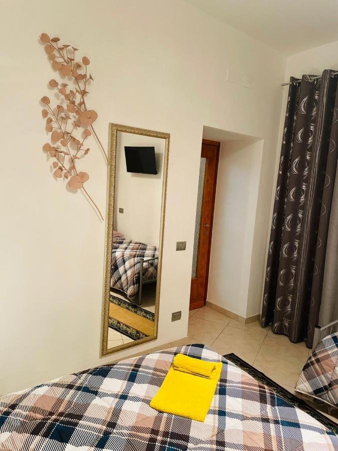 Apartamento Casa Dei Fiori 3 Somma Lombardo Exterior foto